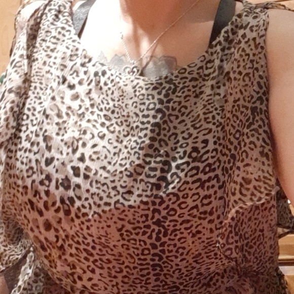 Cheetah top - Picture 1 of 5